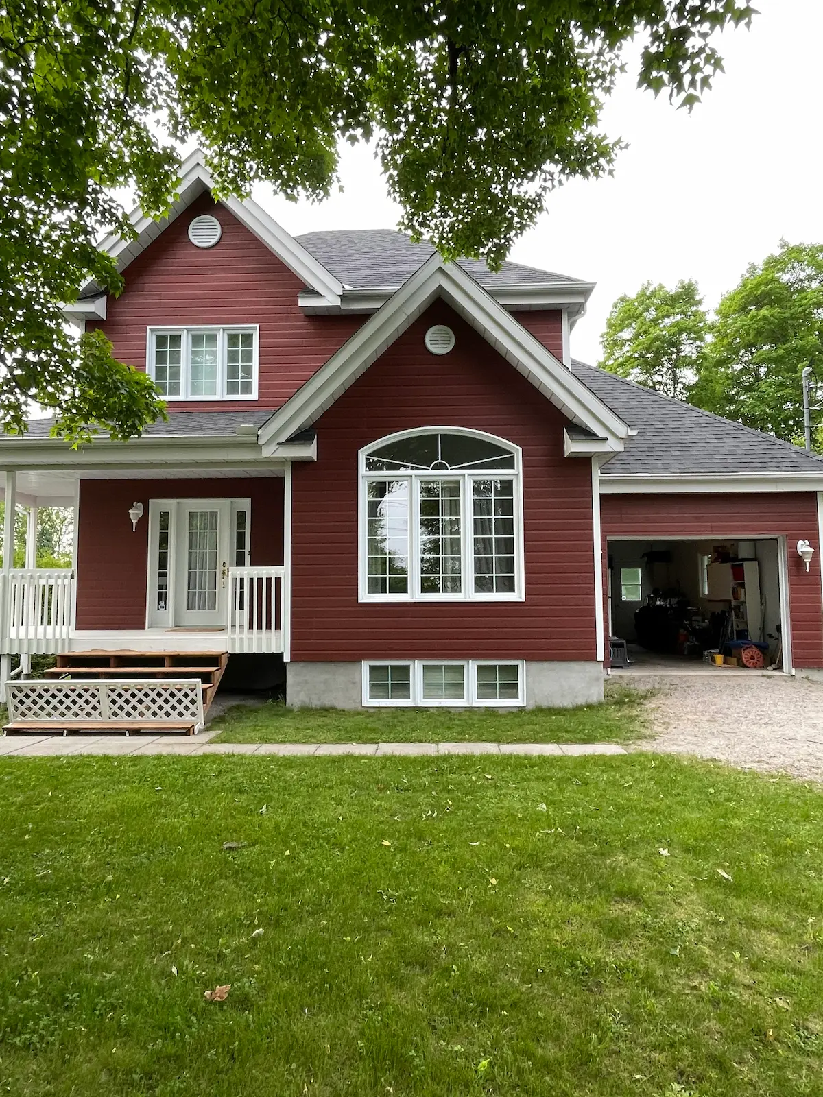 Revêtement extérieur vinyle installé à Gatineau par entrepreneur certifié RBQ Benex Construction